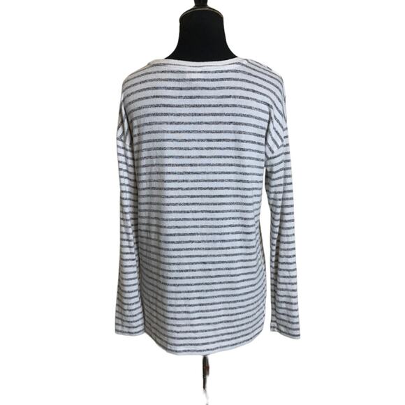 A new day white gray striped long sleeves crew neck top size XS - Picture 2 of 10